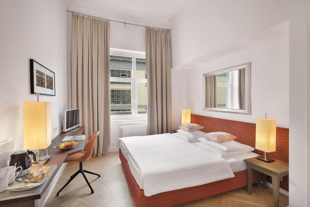 Boutiquehotel Dreesen - Villa Godesberg - 13