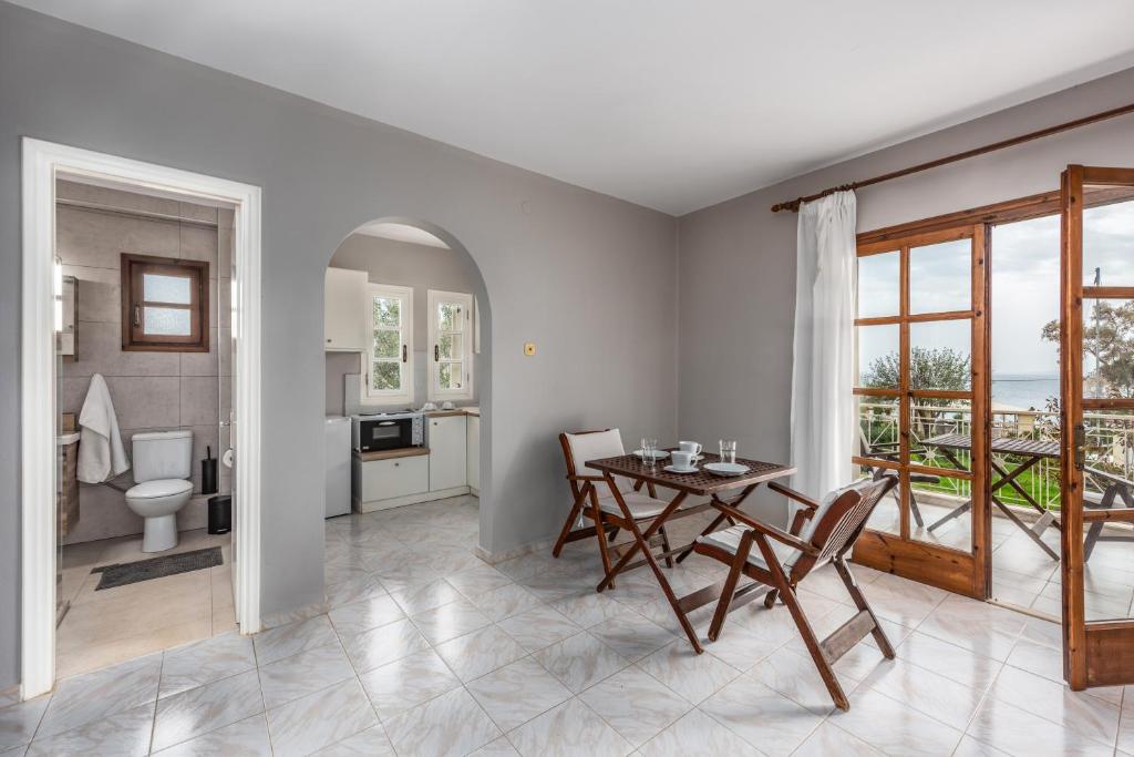 Kép Albouro Seafront Apartments szállásáról Kateliószban a galériában