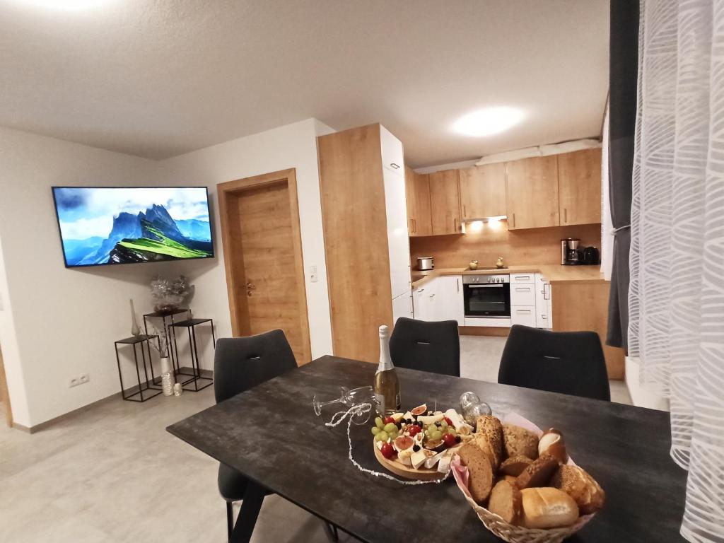 Kuchyň nebo kuchyňský kout v ubytování The AlpenHouse Gligic´s