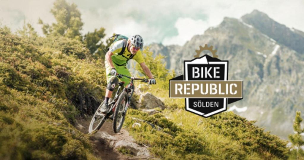 Jízda na kole v ubytování The AlpenHouse Gligic´s nebo okolí