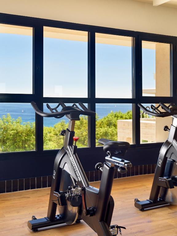 Posilňovňa alebo fitness centrum v ubytovaní H10 Imperial Tarraco 4 Sup