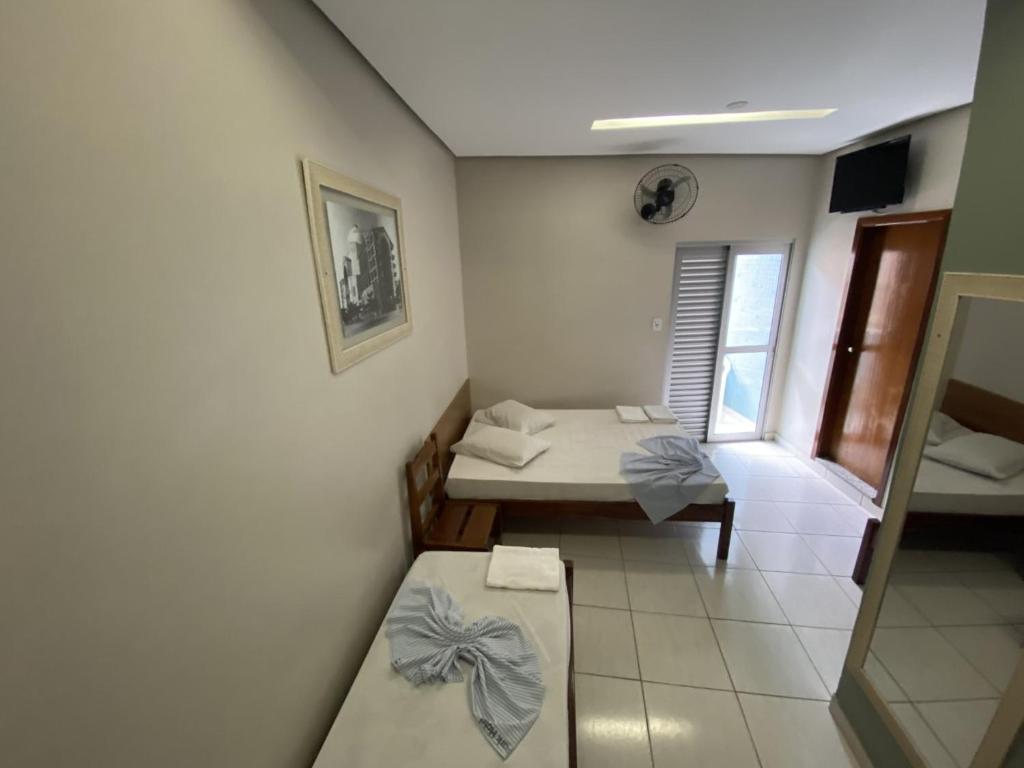  Colina Park Hotel