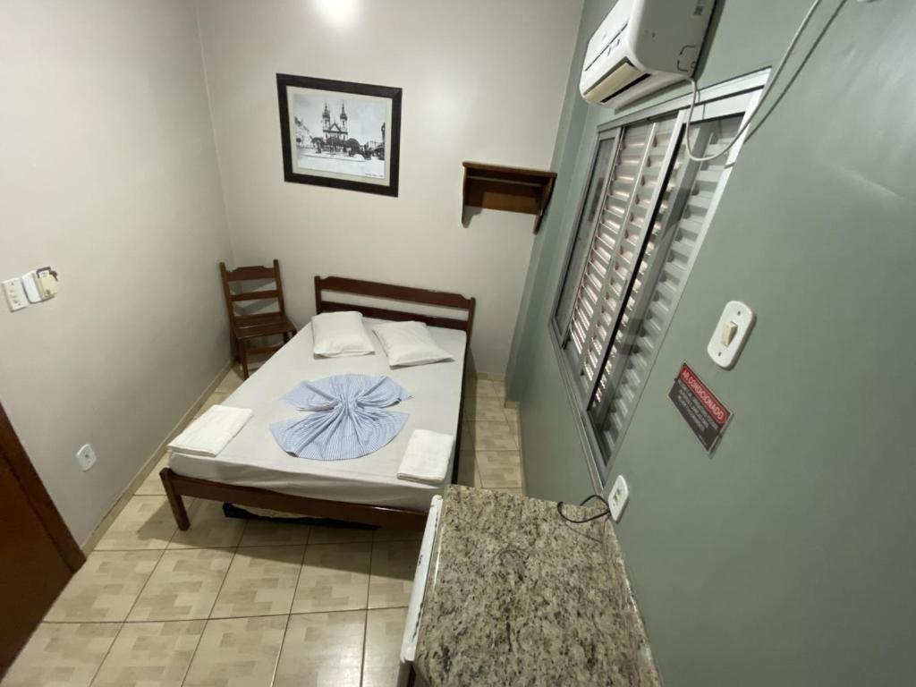  Colina Park Hotel