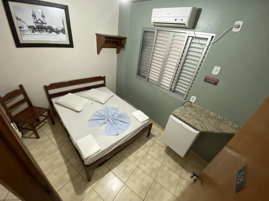  Colina Park Hotel