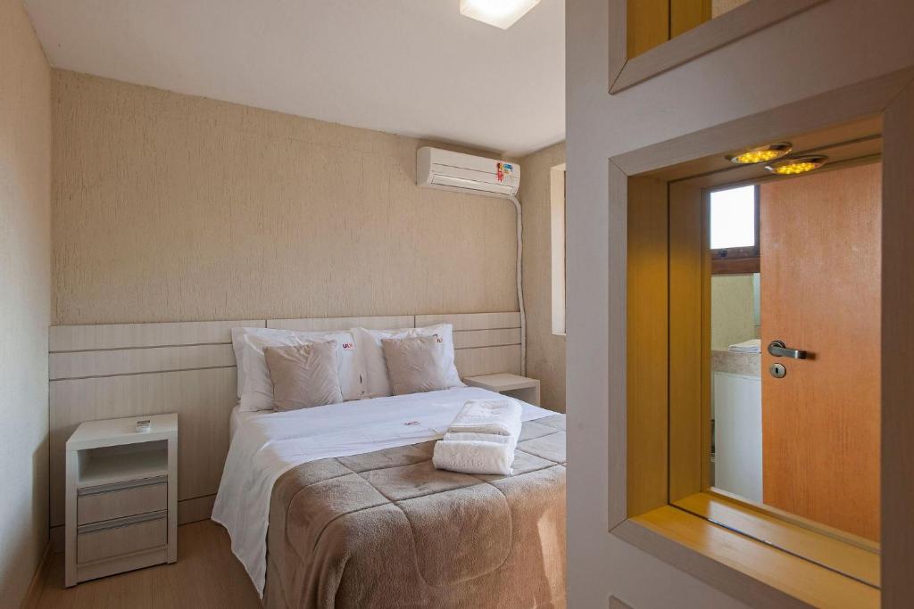 VILLA 302 COBERTURA 3 DORM EM COND COM PISCINA JUNTO AO CENTRO  VILLA 302 COBERTURA 3 DORM EM COND COM PISCINA JUNTO AO CENTRO