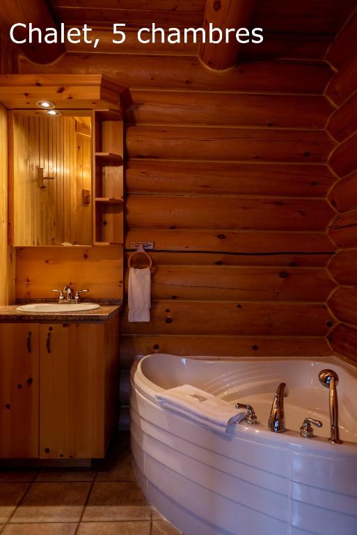 Fotografie z fotogalerie ubytování Chalets et Spa Lac Saint-Jean v destinaci Chambord