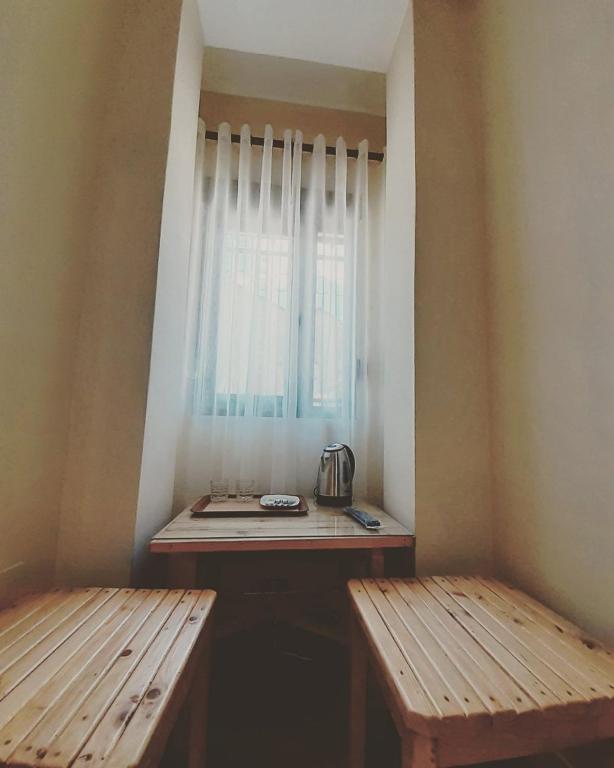 Fotografie z fotogalerie ubytování At Pikotiko's - Korca City Rooms for Rent v destinaci Korçë