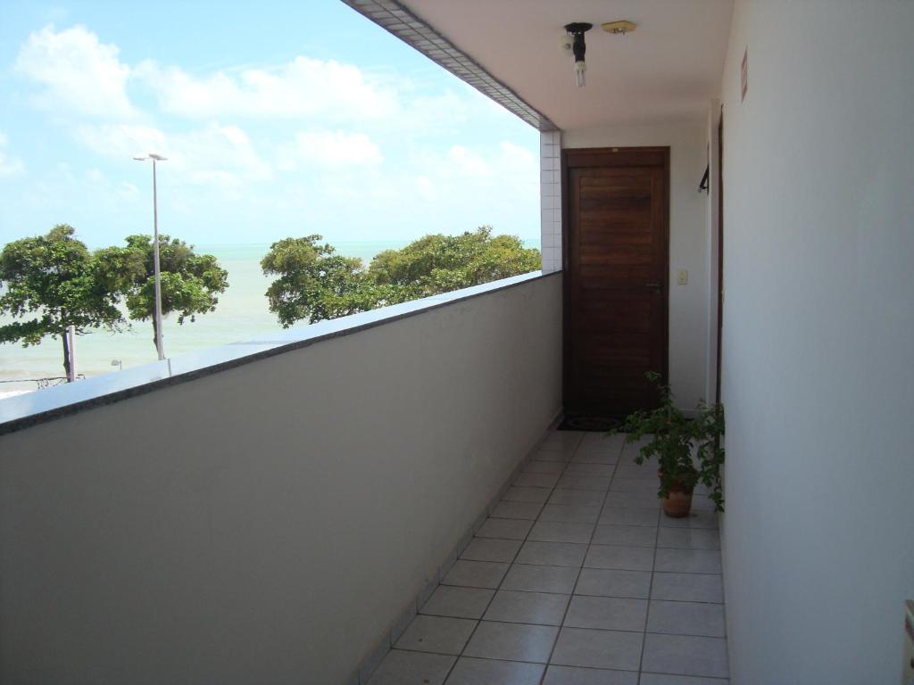  Portugal Flat