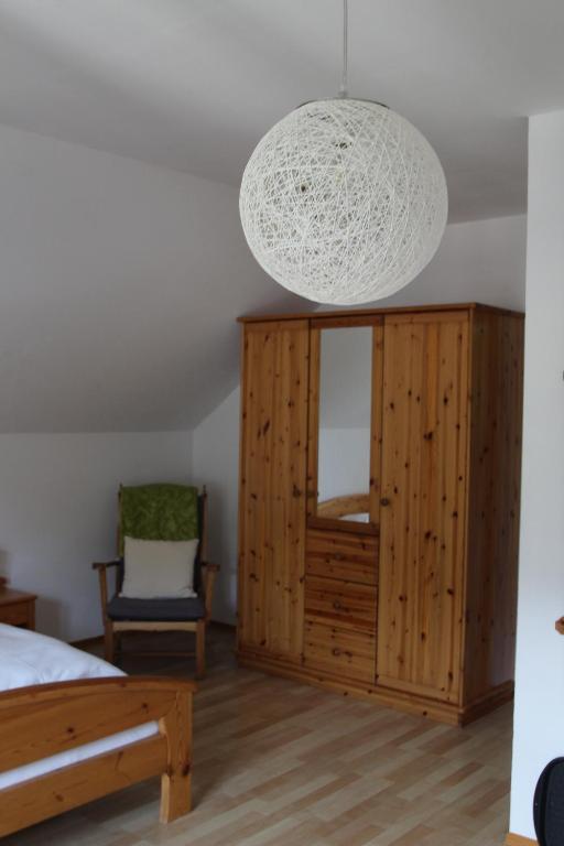Postel nebo postele na pokoji v ubytování Ferienwohnung Syen