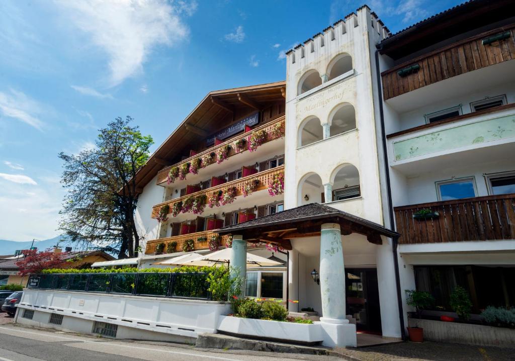 Budova, v ktorej sa hotel nachádza