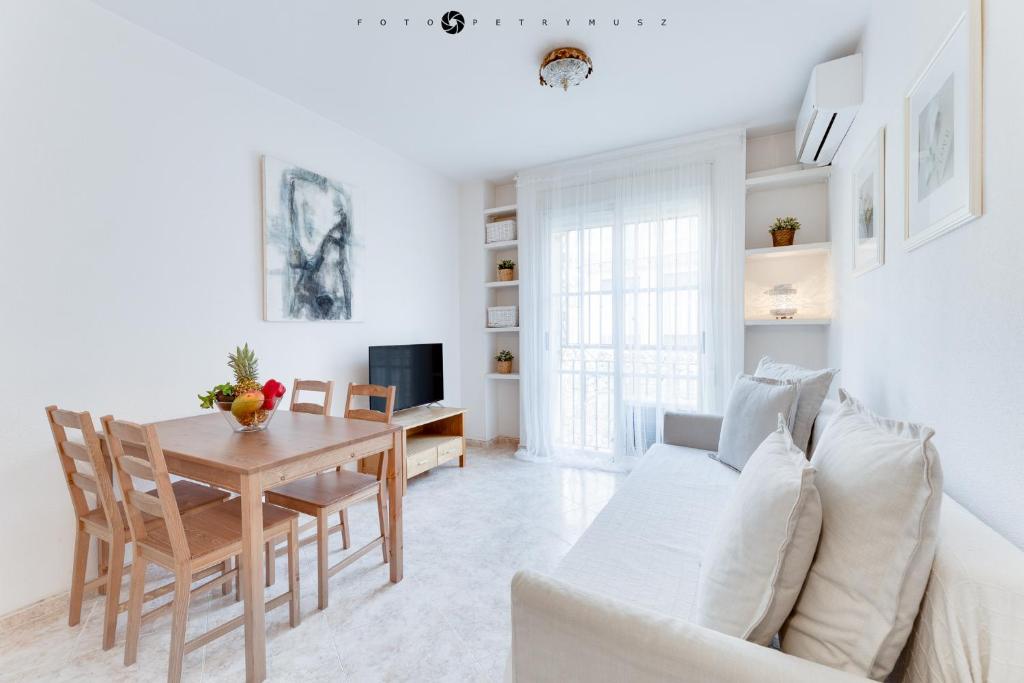 https://cf.bstatic.com/xdata/images/hotel/max1024x768/271659958.jpg?k=f92c4ad4ac690616741ed670aa5016362455c4ead7370aa9bc4f8b045e889acd&o=&hp=1