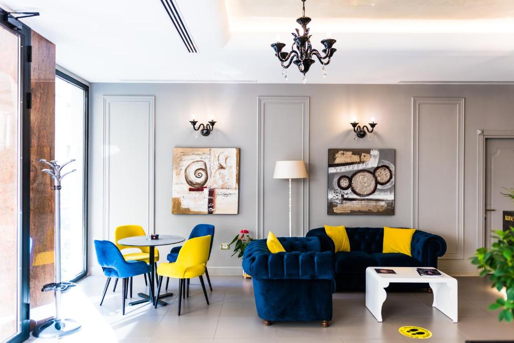 Posezení v ubytování Golden City Hotel , Tirana