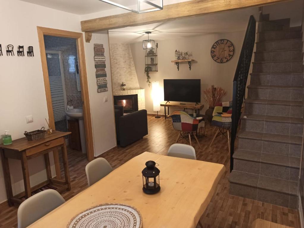 TV a/nebo společenská místnost v ubytování LA CASA DE LA ABUELA DESI