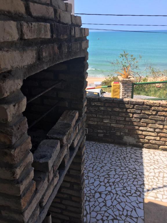  Casa em Baia formosa em frente ao mar.