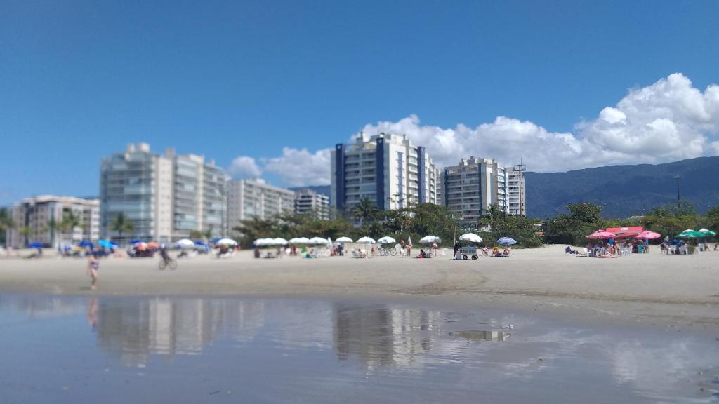  Bertioga-Casa Inteira ou Suites Privativas