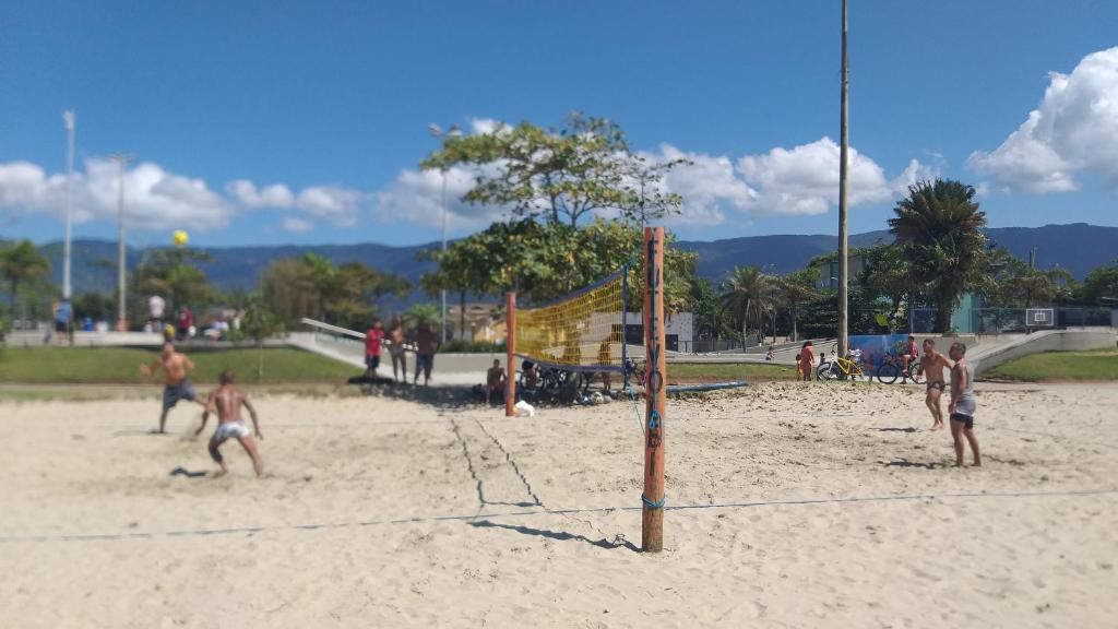 Bertioga-Casa Inteira ou Suites Privativas
