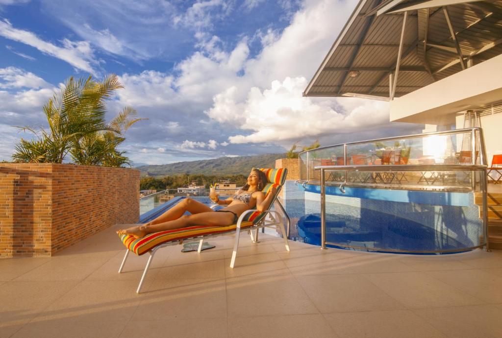 The swimming pool at or close to Hotel Marcoantonio - Moyobamba