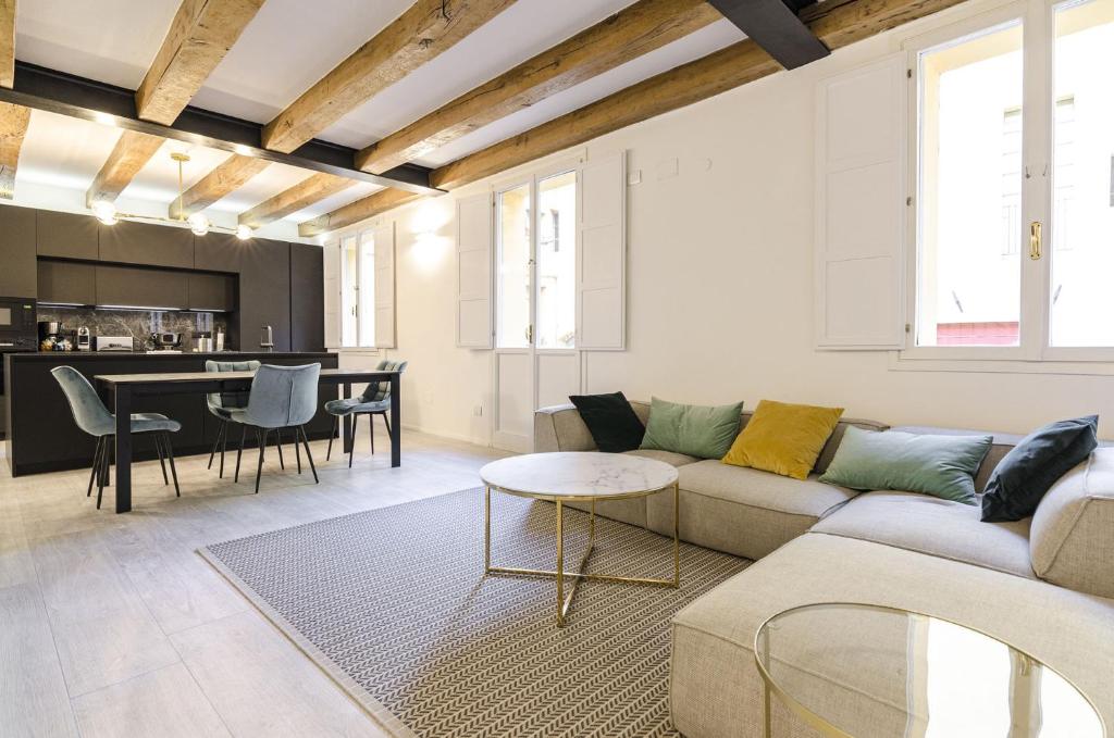 Posezení v ubytování Casa Bocchi, Luxury apartment in Historical Palace