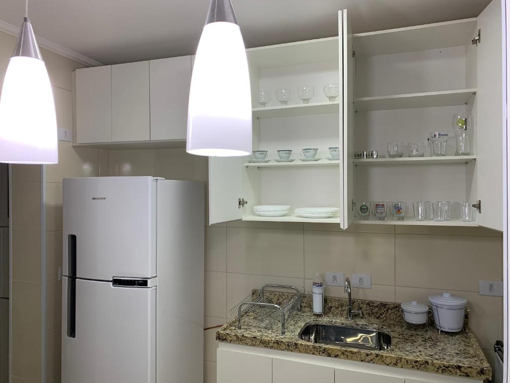  Apartamento com 2 Quartos no Centro Poços de Caldas perto de tudo!
