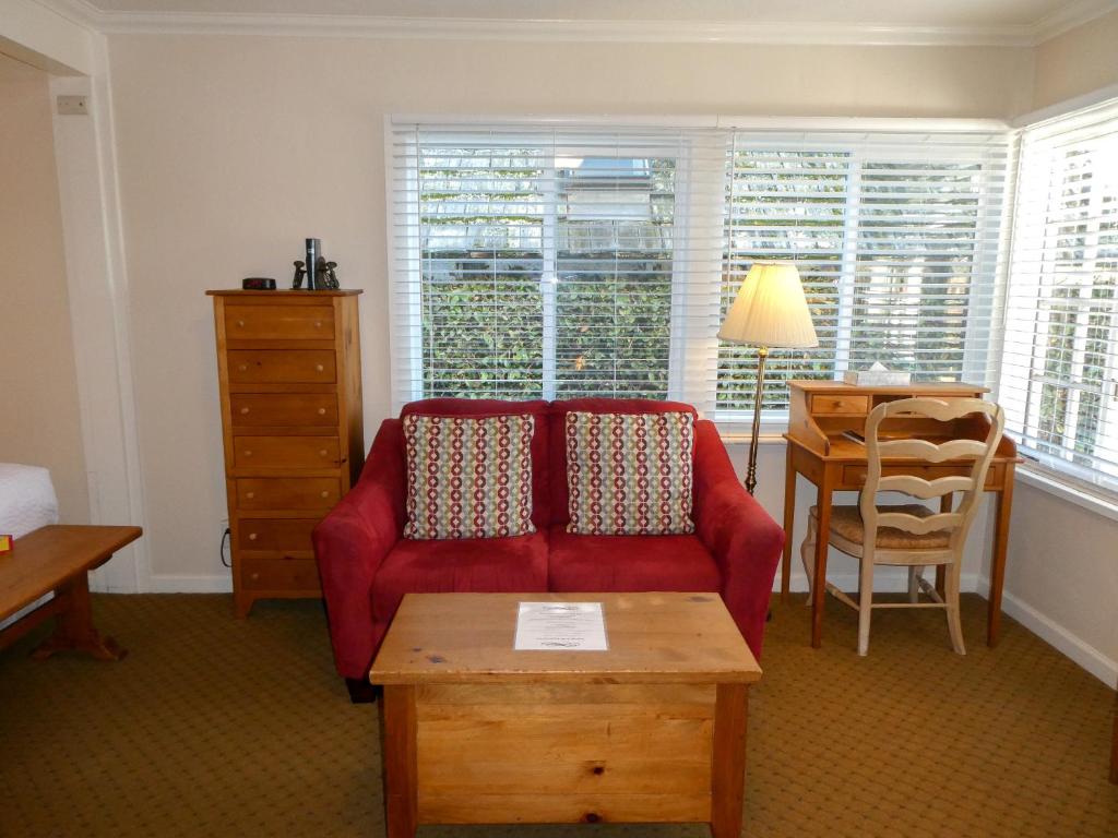 Briarwood Inn - Regency Room Met Parkeren
