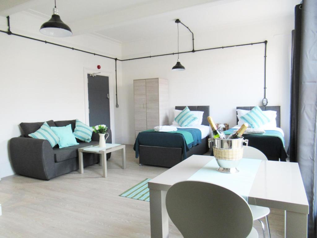 Queen Street Apartments - 