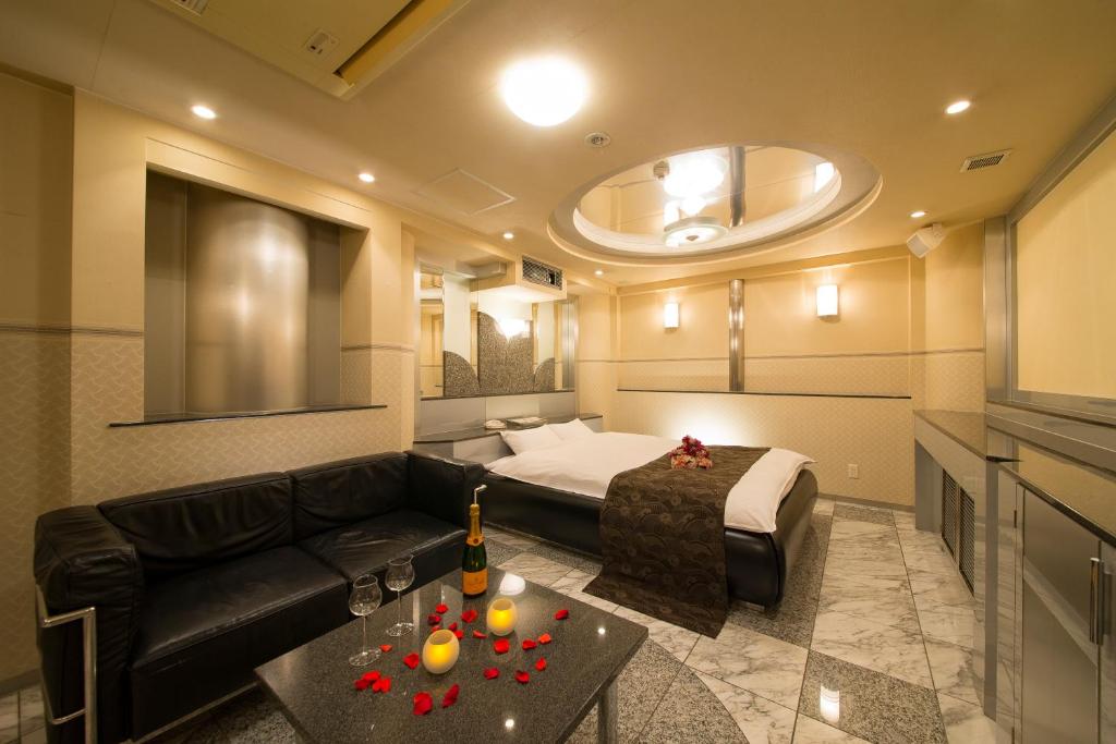 Posezení v ubytování HOTEL THE i Adult only