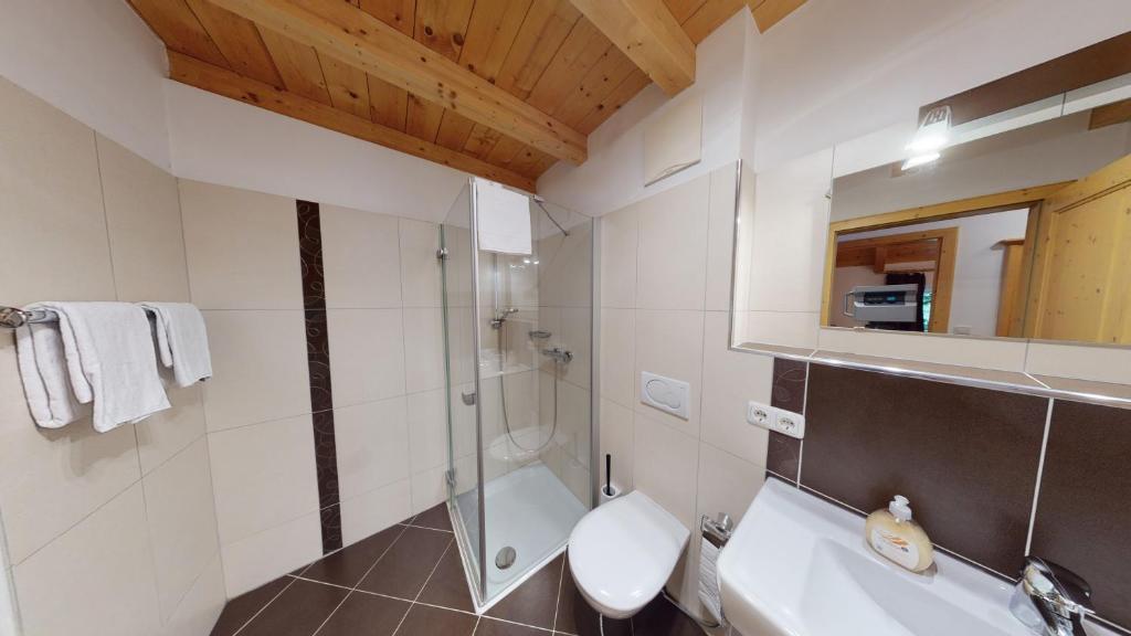 Kúpeľňa v ubytovaní Appartement Kitzsteinhorn -Summercard included
