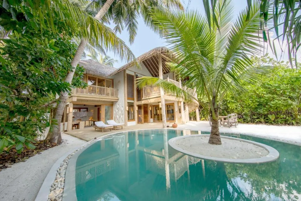 2 Bedroom Crusoe Residence with Pool