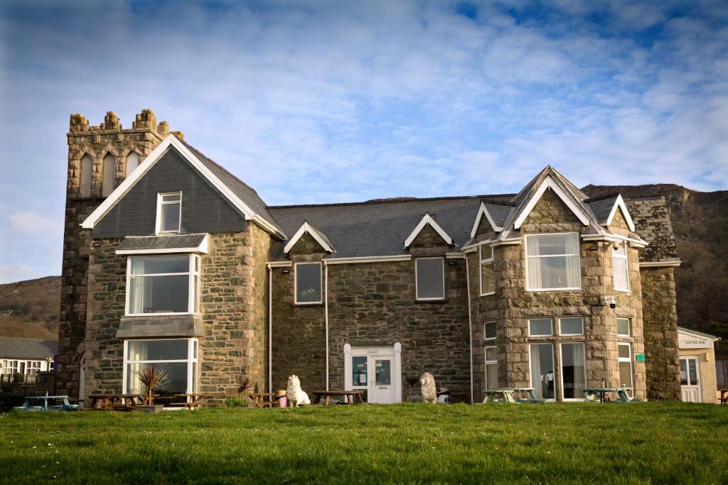 Min y Mor Hotel in Barmouth, Gwynedd, Wales