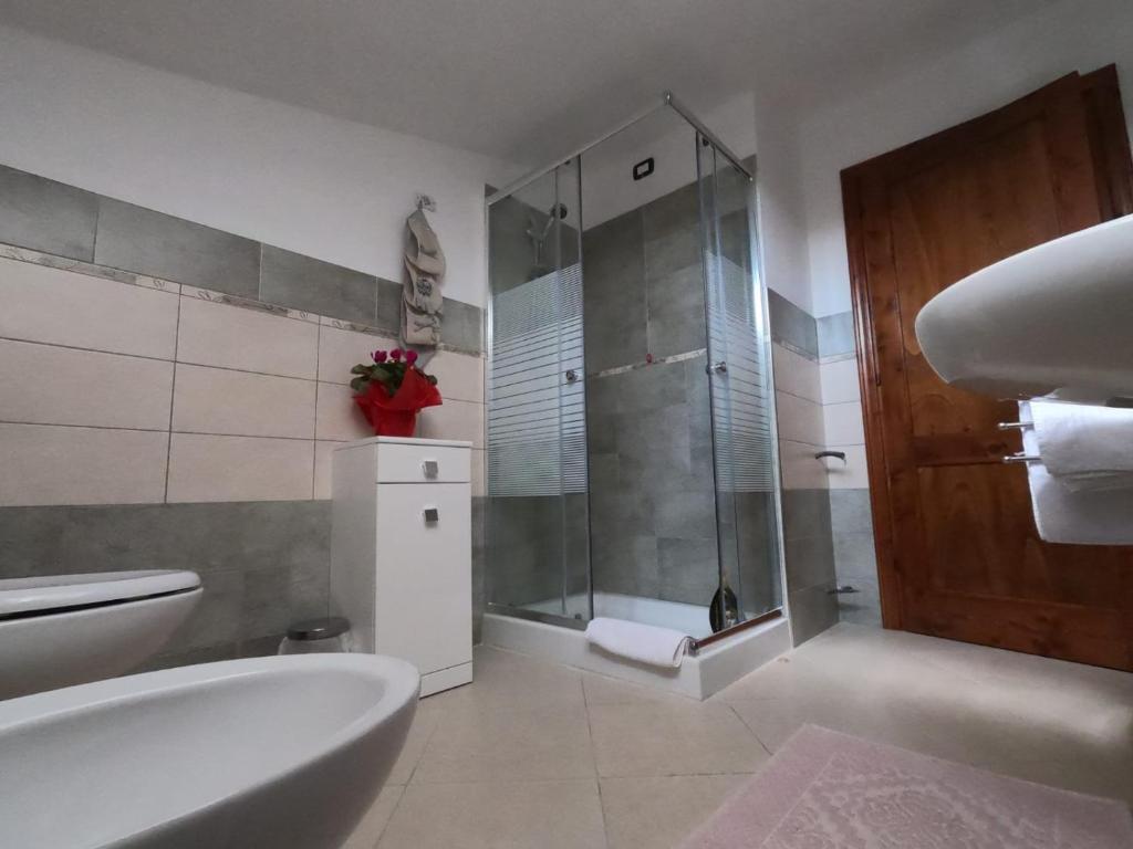 B&B SA SPIGA - Habitación Cuádruple Con Baño Privado