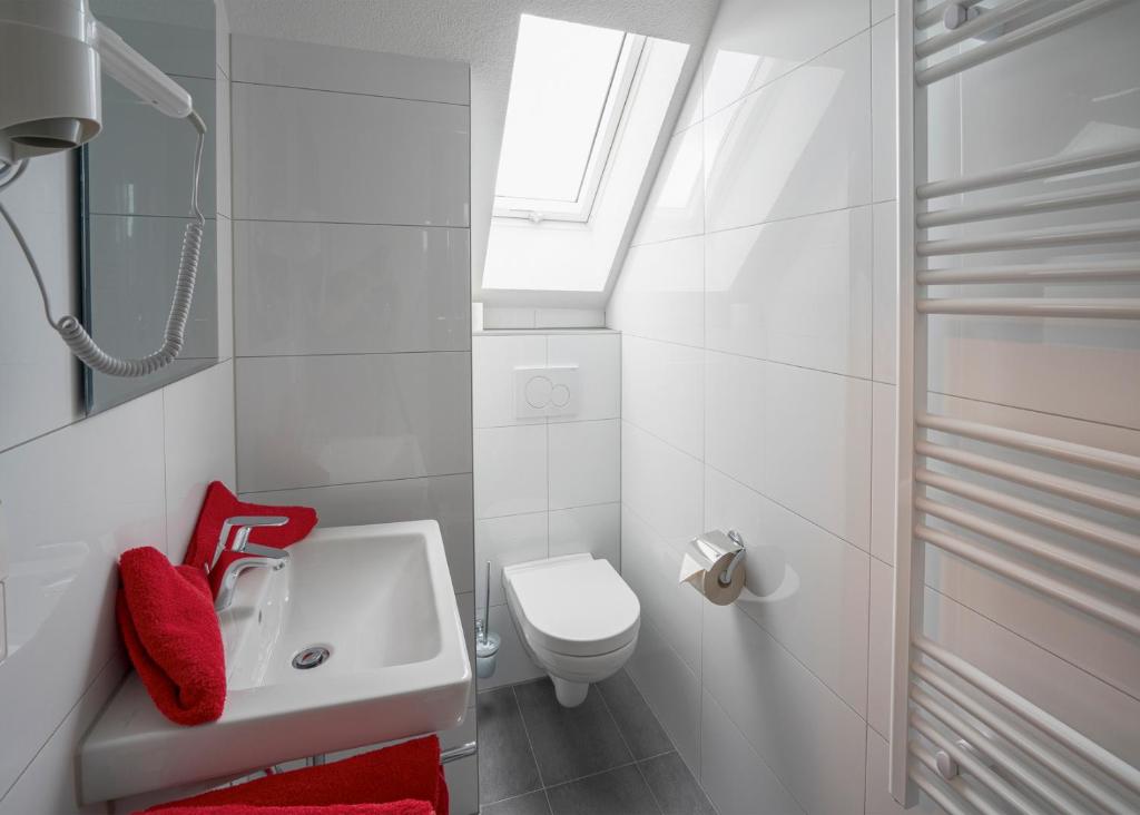 Hotel Restaurant Schwert - Deluxe Double Room
