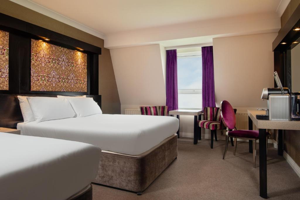 Flannery's Hotel - Resim 8