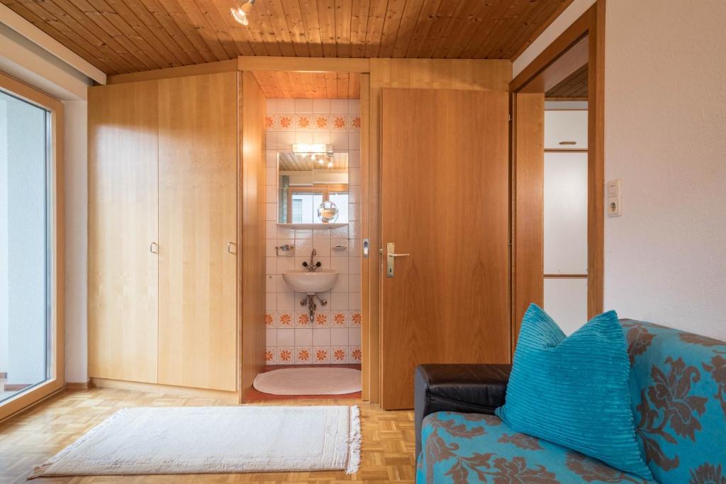 Posezení v ubytování Försterhaus Wohnung Obergeschoss