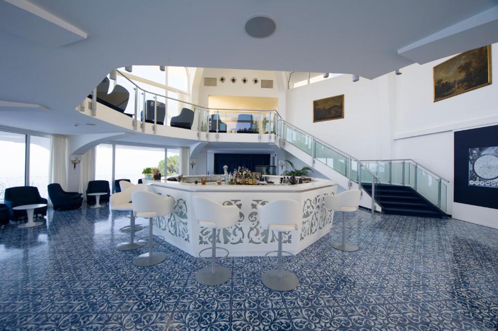 Grand Hotel Excelsior photo