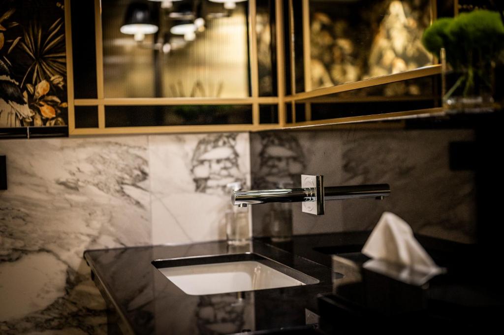 Hotel Victoria - Resim 42