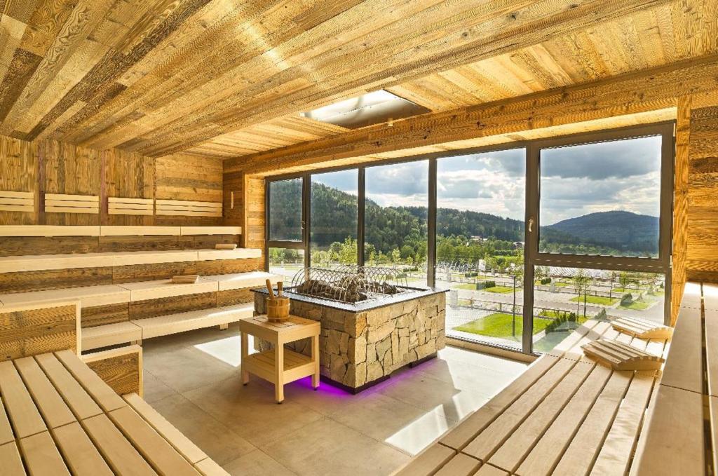 Resort Hotel – Photos 1