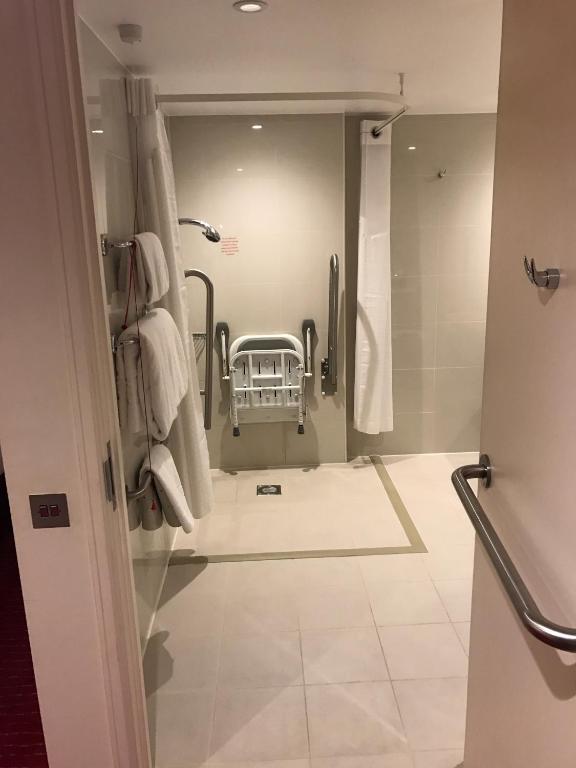 Holiday Inn London Kensington High St., an IHG Hotel - 