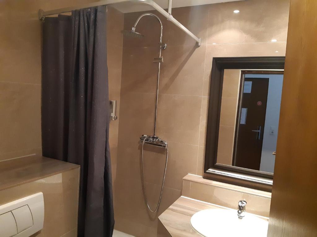 Hotel Lorien - Resim 11