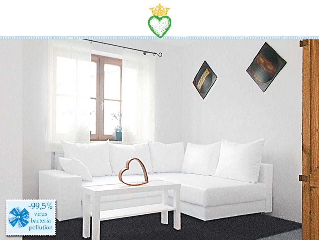 Fotografie z fotogalerie ubytování Domizil Salem "Large" 105 qm, direkt am Naturschutzgebiet und Schloss Salem, 2 x Schlafzimmer & 2 x Dusche & 30 qm Terrasse & privater Garten 300 qm, Allergiker geeignet v destinaci Salem