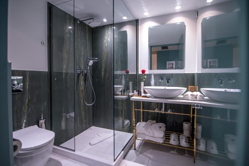 A bathroom at Battaglia di Lepanto