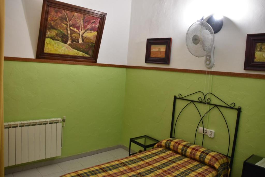 Hostal Manolo - Habitación Individual Económica