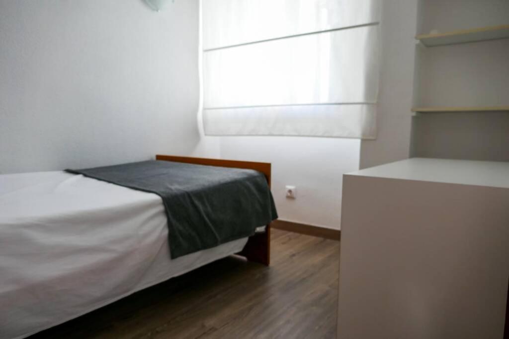 Postel nebo postele na pokoji v ubytování Céntrico apartamento Playa de San Juan Alicante