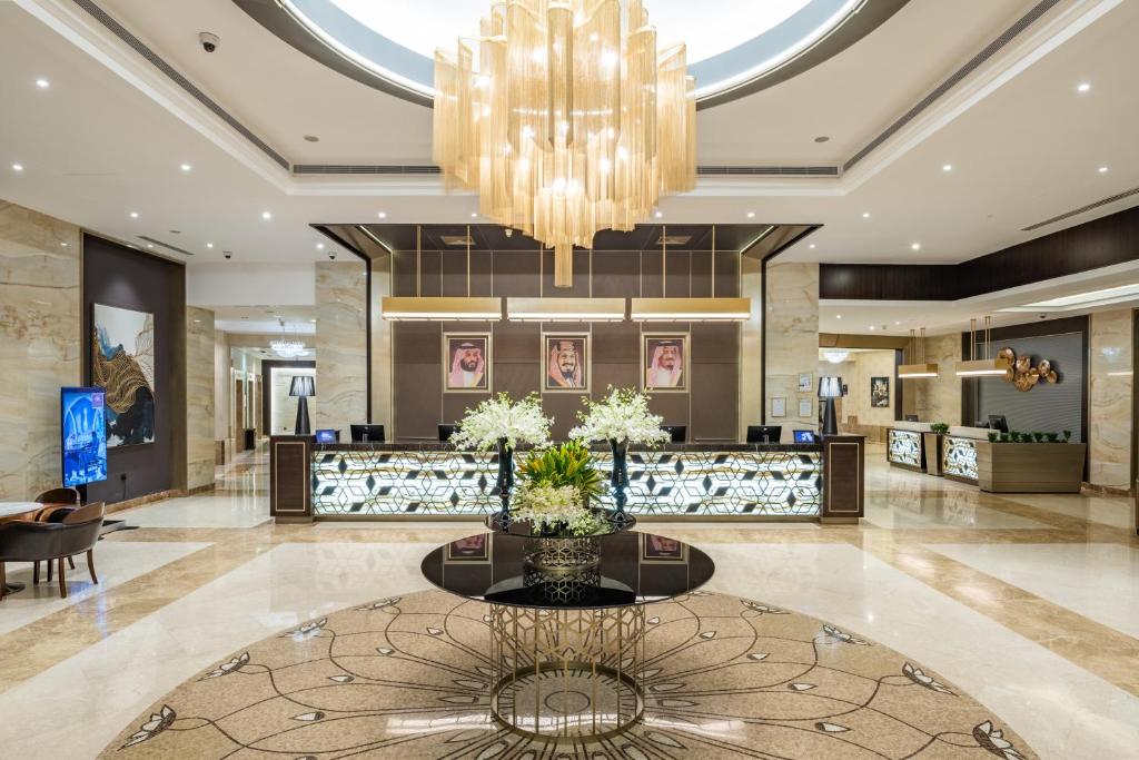 Posezení v ubytování Al Marwa Rayhaan by Rotana - Makkah