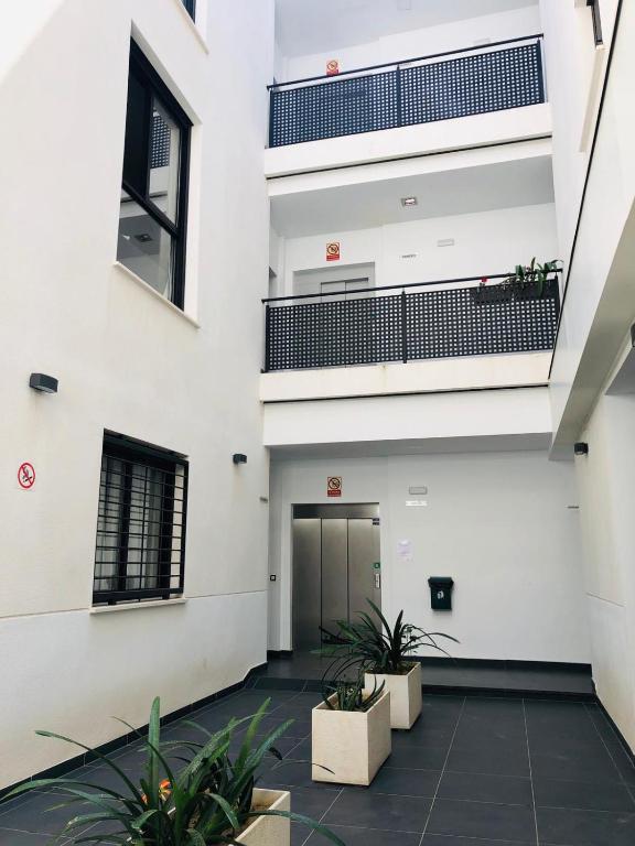 Balkón nebo terasa v ubytování Low cost rooms La Merced