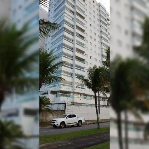  Apartamento para temporada Condomínio Ilha de Noronha Praia Grande SP