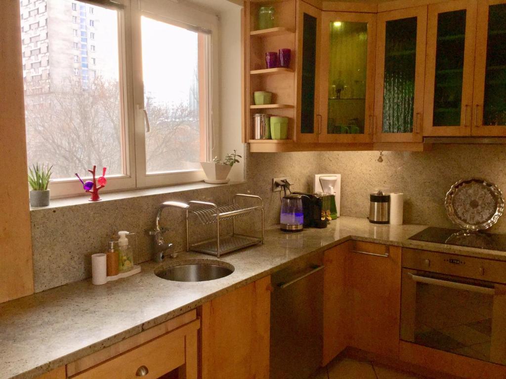 Kuchyňa alebo kuchynka v ubytovaní Silent Apartment Center