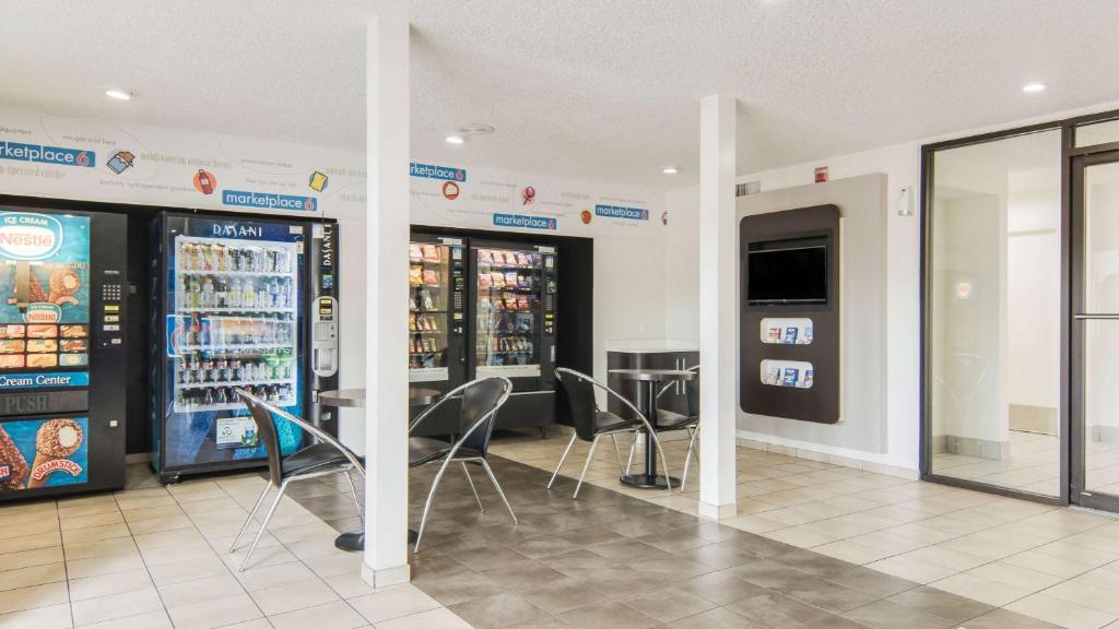 Fotografie z fotogalerie ubytování Motel 6-Addison, TX - Dallas v destinaci Addison