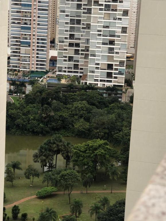  Flat - Brookfield Tower