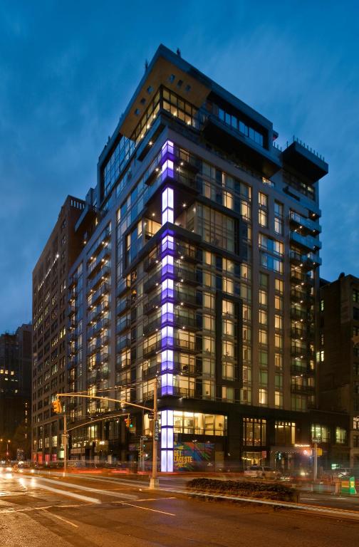 O edifício em que o hotel se localiza