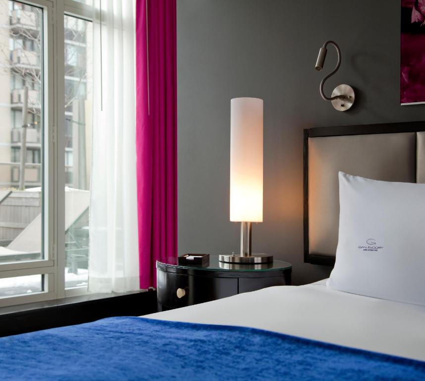 Cama ou camas em um quarto em Royalton Park Avenue